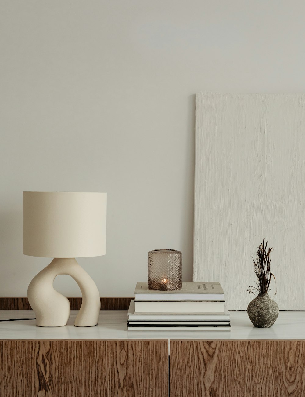 Table lamp